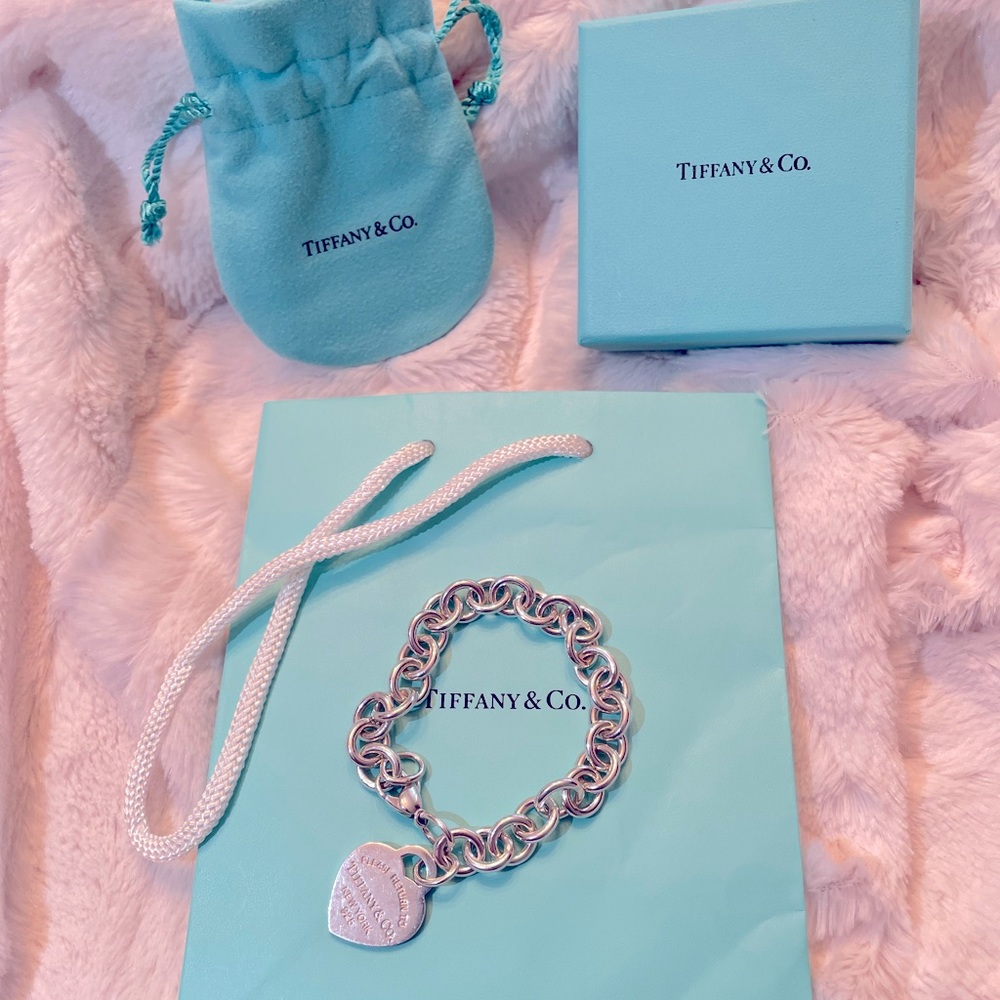 Tiffany & Co Heart Tag Charm Bracelet 💜